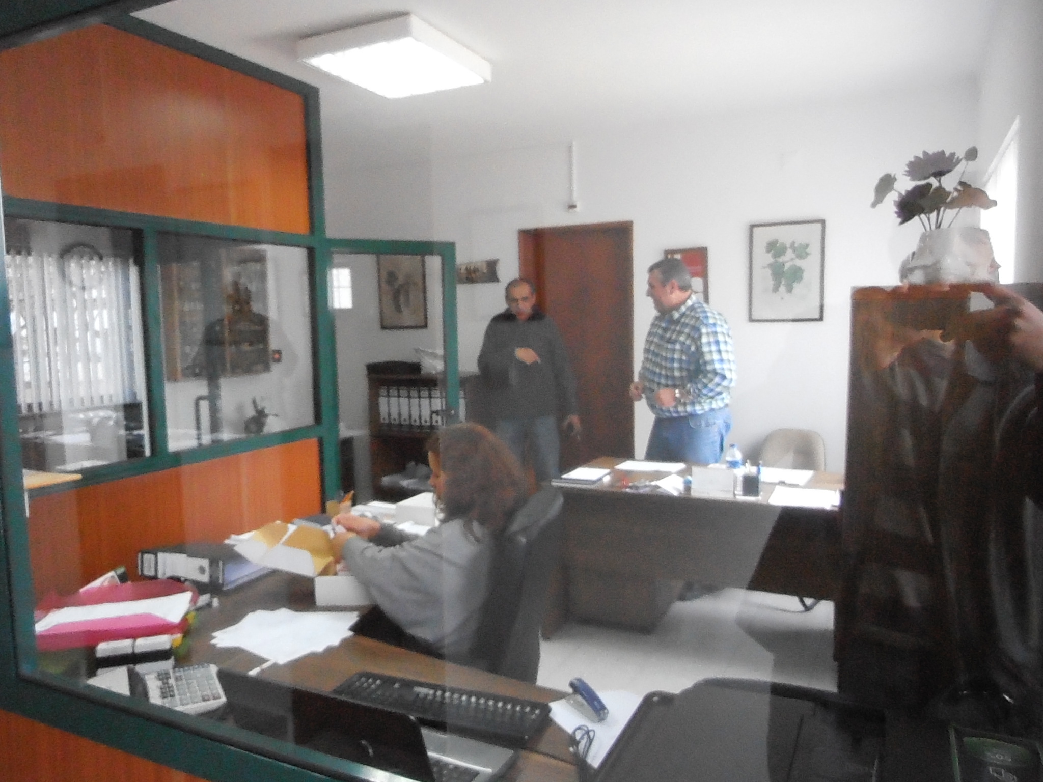 components/com_spgm/spgm/gal/A_Empresa_em_fotos/FEscritorio2.JPG